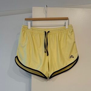 Men’s Van Cortlandt Shorts in Butter Yellow, size Small